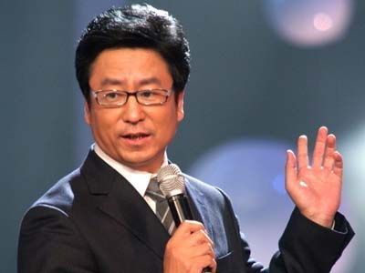 央视著名主持人白岩松