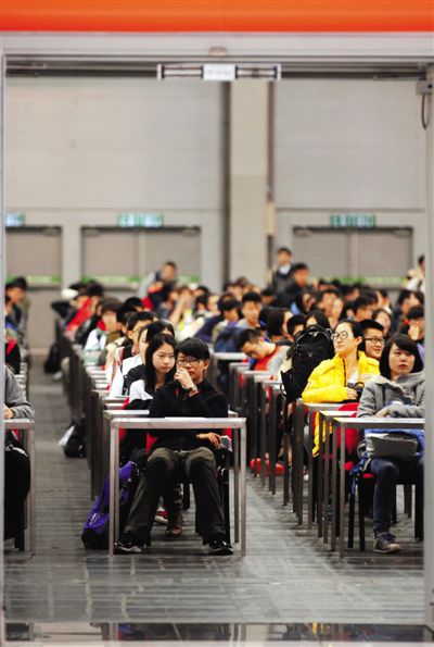 SAT推迟公布中韩学生成绩