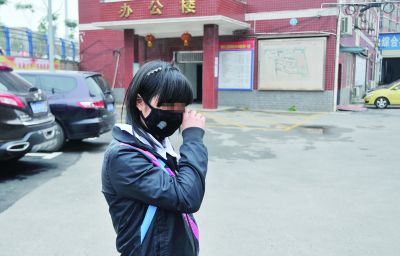 16岁女生遭15名女同学围殴