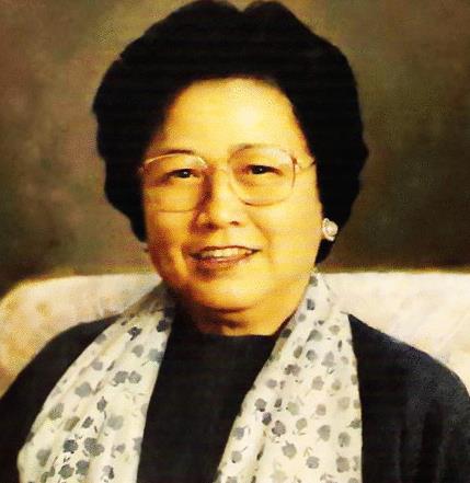 著名歌唱家王昆去世