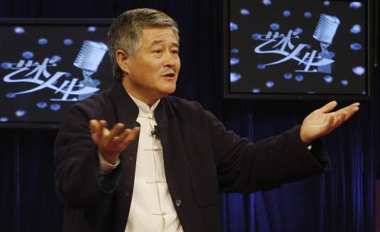 赵本山上不上春晚成大学辩论题