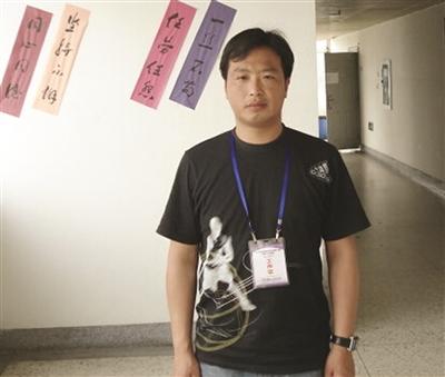 老师接艺考生回校遇车祸 将学生托出自己牺牲