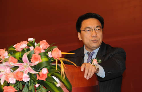 屈宏斌：腐败推高了公路的修建成本