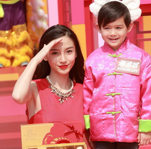 baby否认求婚
