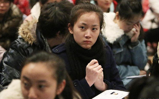 老考生感叹艺考变化大：考一分钟一千块给伴奏