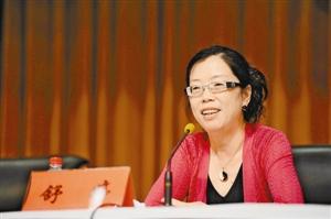 舒婷呼吁：要让作家能靠写作来养活自己