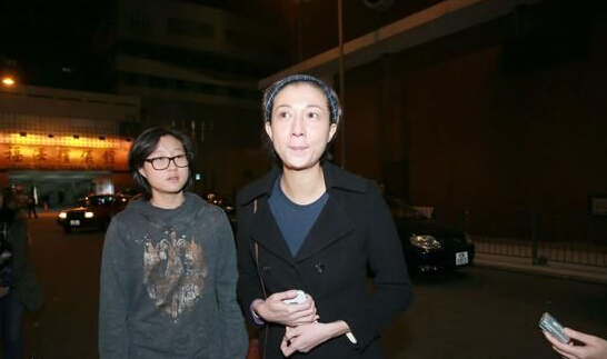 吴绮莉驳家暴藏毒 向女儿承诺会保重身体