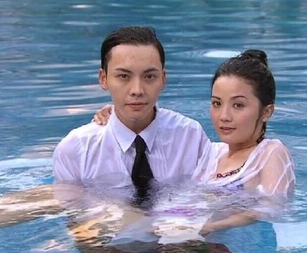 陈伟霆阿Sa疑分手