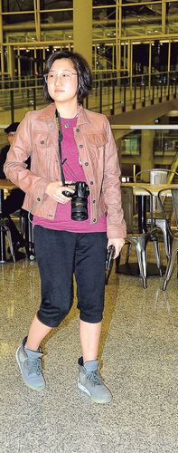 “小龙女”见媒体紧张奔跑 自曝与吴绮莉关系转好