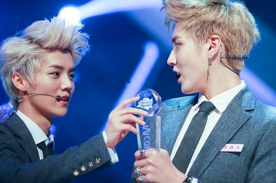 吴亦凡、鹿晗与韩国SM解约案将强制调停 被指无视组合利益