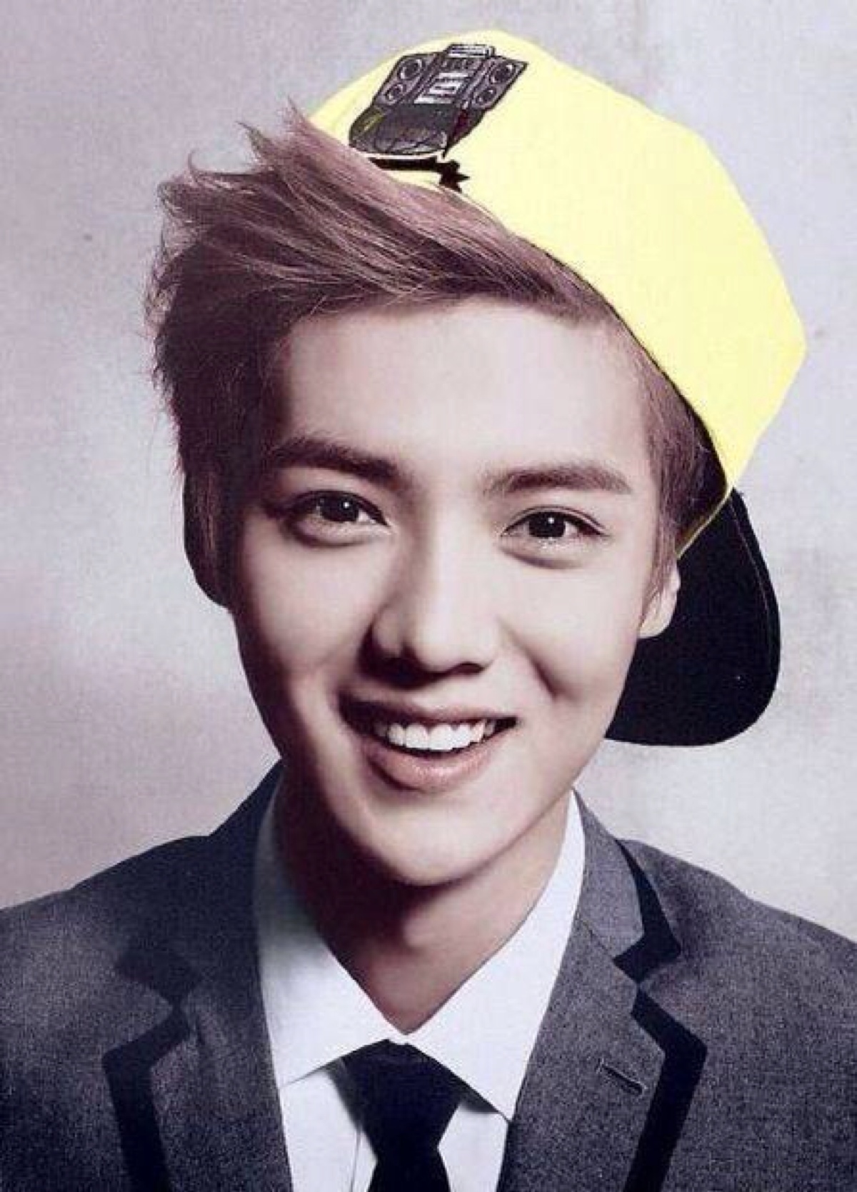 韩SM公司起诉鹿晗：单方毁约擅自与其他公司合作