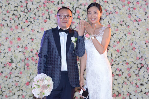 王小帅迎娶闯入者制片 梅婷透露怀孕5个月