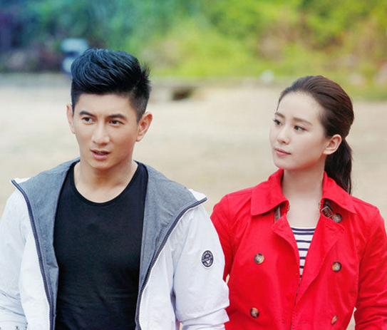 刘诗诗宽衣显孕味 吴奇隆否认将当爹暂不办婚礼