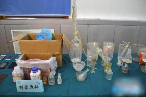 卖淫团伙老板“经营有方” 雇名校毕业生制定公司规章制度