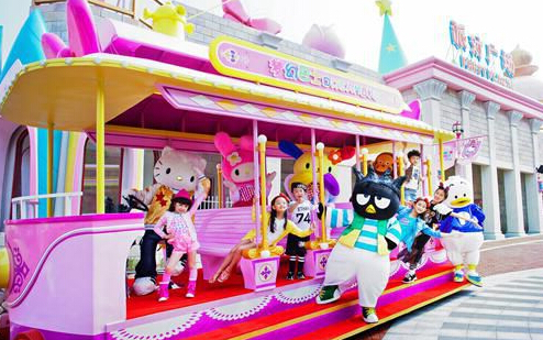 任重快带林心如来这里 Hello Kitty家园萌度升级