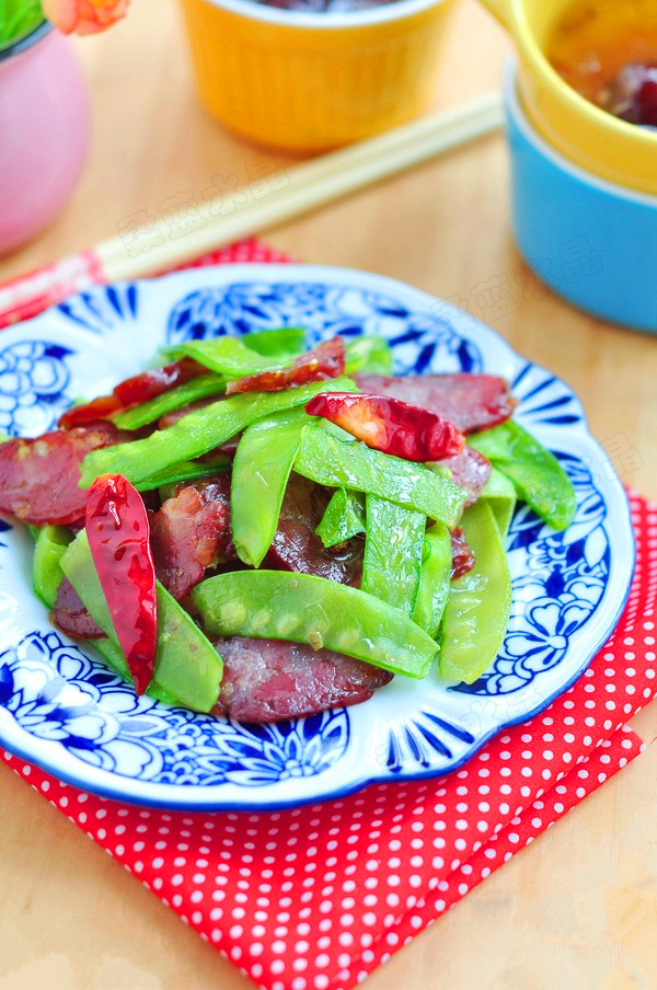 荷兰豆炒腊肠