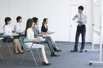 初入职场先思考几个问题 关键在平台和机遇