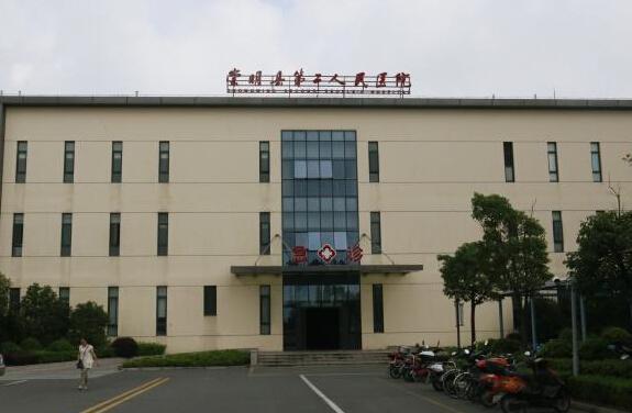 上海兔唇男婴出生2天疑遭家人毒杀 医生称治疗仅需一万元