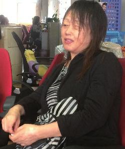 女子向好友泼硫酸潜逃14年 花千元漂白身份与人结婚