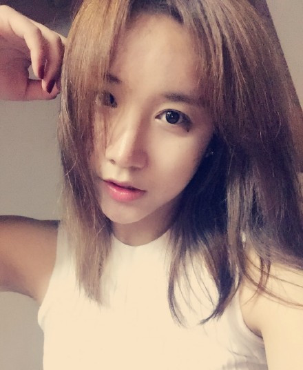 宁泽涛绯闻女友私照曝光