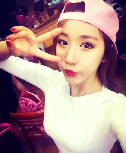 宁泽涛绯闻女友私照曝光