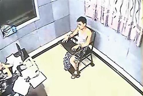 湖北男子被妻儿联手虐亡 捕兽夹皮带棍子齐上阵