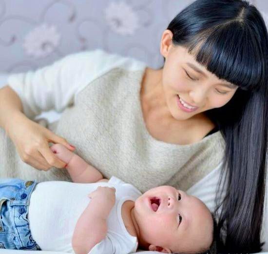 王迅娇妻和儿子