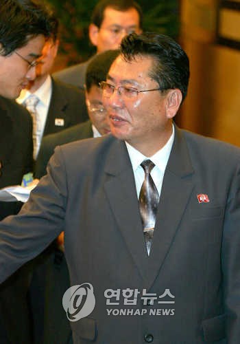 朝鲜副总理崔英健因对金正恩山林绿化政策不满被枪决