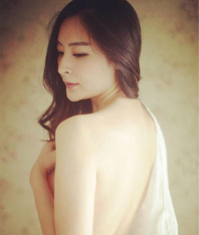 “小杨幂”湿身色诱周星驰 放狠话能全裸出镜