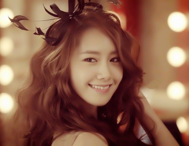 SM公司证李昇基允儿分手 黄金情侣转变同事关系