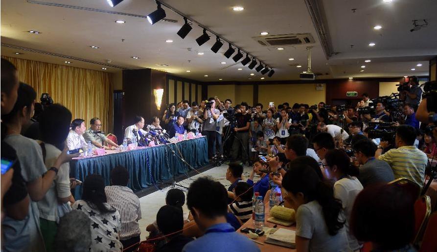 天津爆炸6场发布会市领导均未出席 过半数提问未当场作答