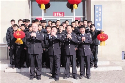 悲恸：天津港消防支队五大队出警消防员无人活着回来