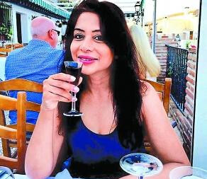 殷德拉妮是印度电视界著名女主持