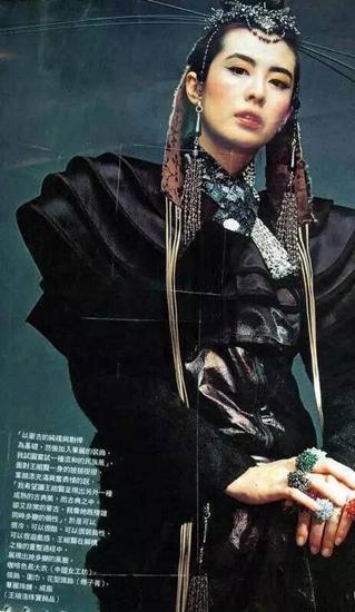 王祖贤杂志旧照造型雷人