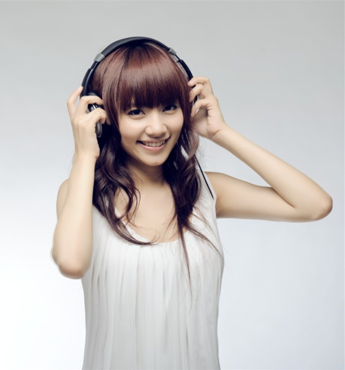 刘惜君说再见成蔡健雅师妹 揭滚出娱乐圈被雪藏内幕