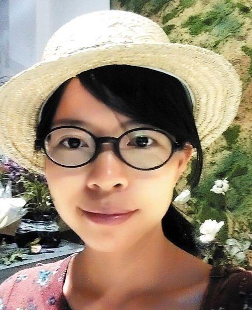 网上卖晚安的玖妹