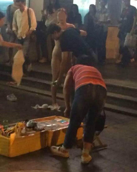 三山街地铁站裸女真相 iPhone6s惹祸还是男嫌女丑引撕逼