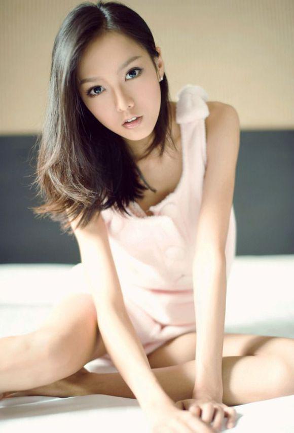 王思聪又绿了雪梨被扒小三 揭国民老公坎坷情路