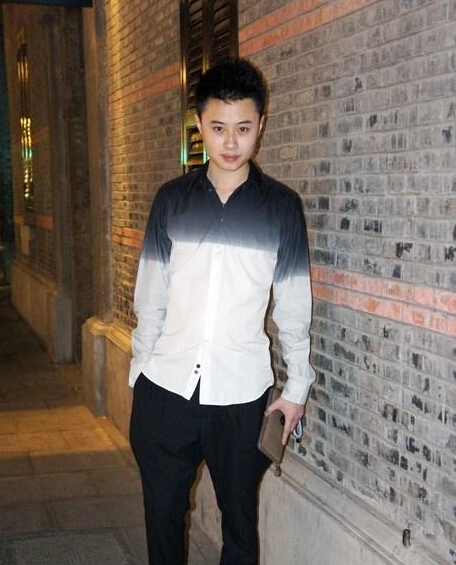 王思聪又绿了雪梨被扒小三 揭国民老公坎坷情路