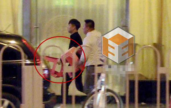 曹云金亲述抡椅子打群架斗殴实情 晒伤口道歉遭吐槽