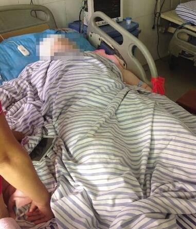 八岁智障女童惨遭生父砍十余刀
