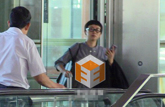 何炅王菁同框恋情坐实购房疑备孕 何炅女友终遭起底