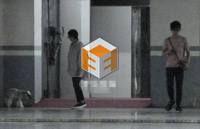 何炅王菁同框恋情坐实购房疑备孕 何炅女友终遭起底