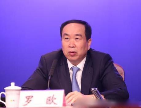 广东官员“搞定哥”受贿50万 后因买官被对方骗4千万
