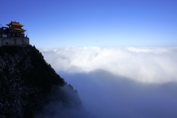 山西绵山的云海奇观