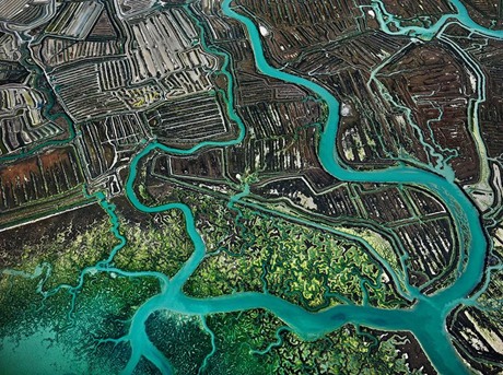 图为2013年，西班牙加的斯。