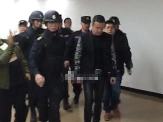 网曝杨坤吸毒被捕照片 回应：纯属曲解抹黑