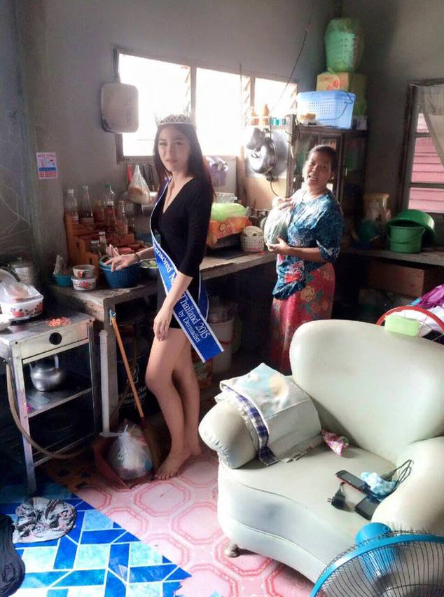 泰国17岁少女选美夺冠