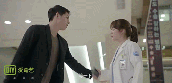 揭太阳的后裔9大看点 23万一集看宋仲基宋慧乔虐狗