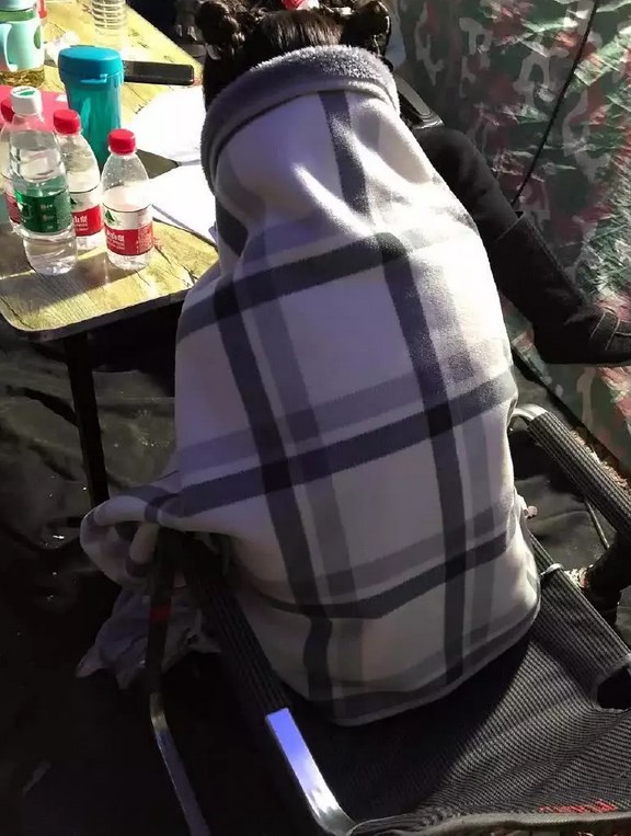 宋祖儿晒录取通知书